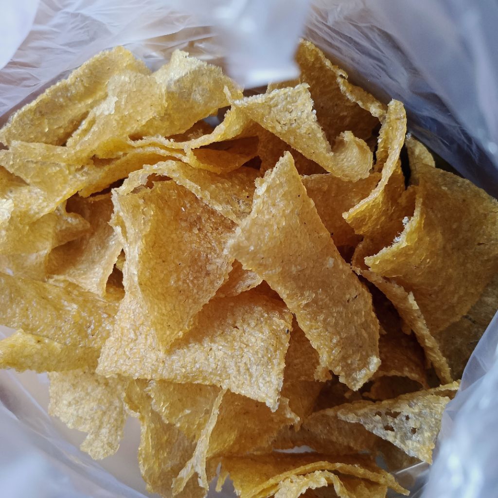 

kerupuk legendar mentah 500gr khusus kabupaten pringsewu aja yang order ya