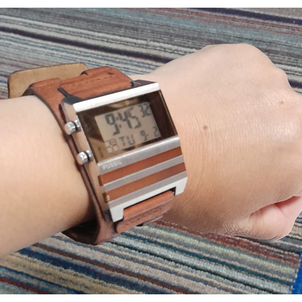 Preloved jam tangan ocil gaban for men