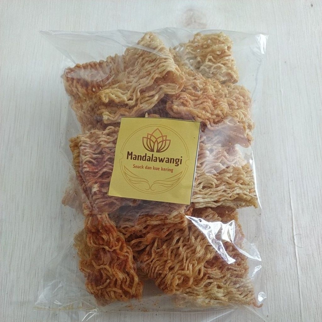 

keripik mie keriting pedas (160gr)