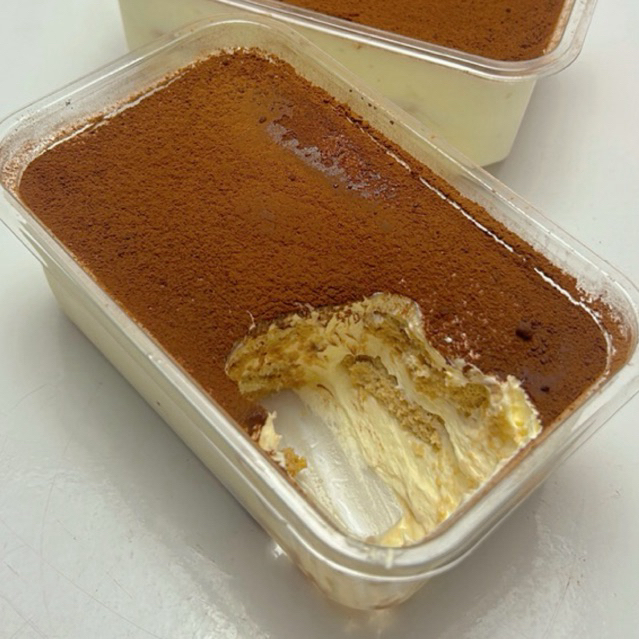 

CLASSIC TIRAMISU ( CREAMY & NON ALCOHOL)