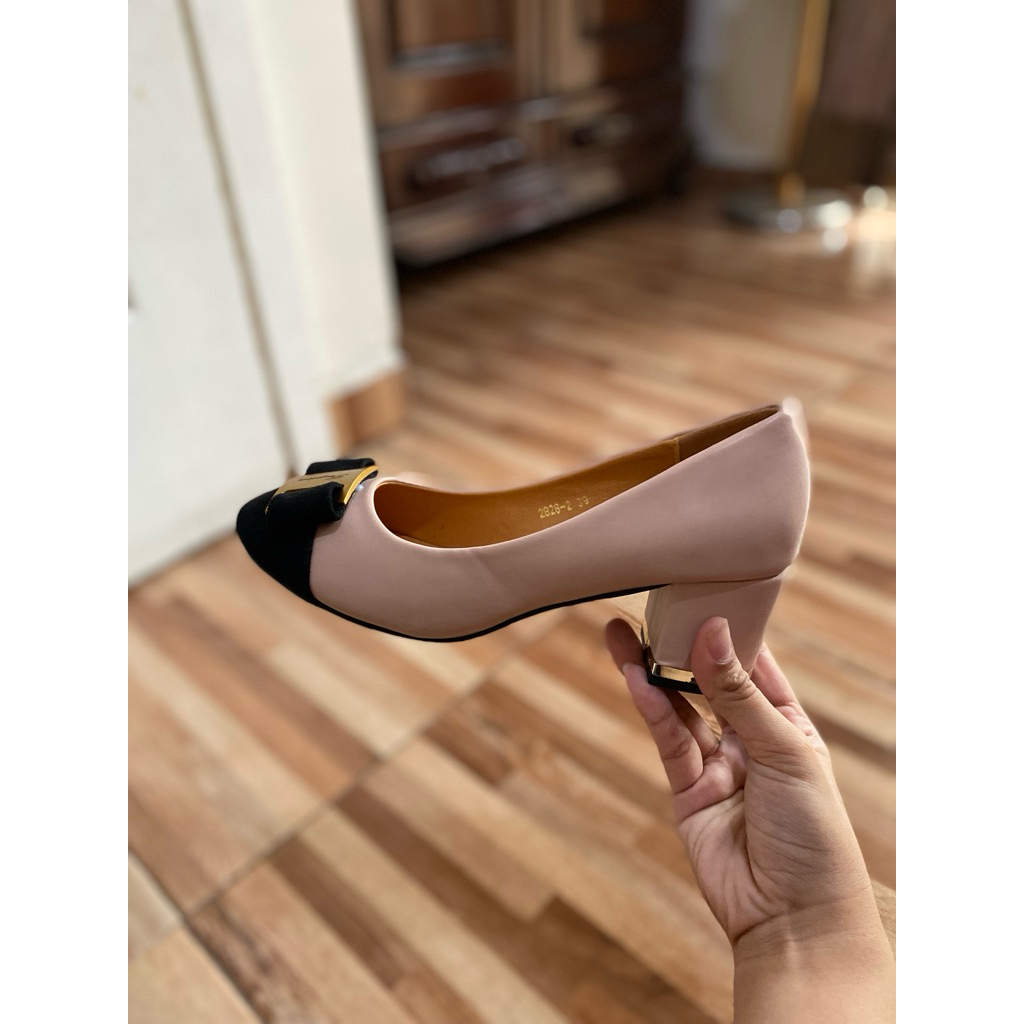 PINK RIBBON HEELS SALVATORE FERRAGAMO