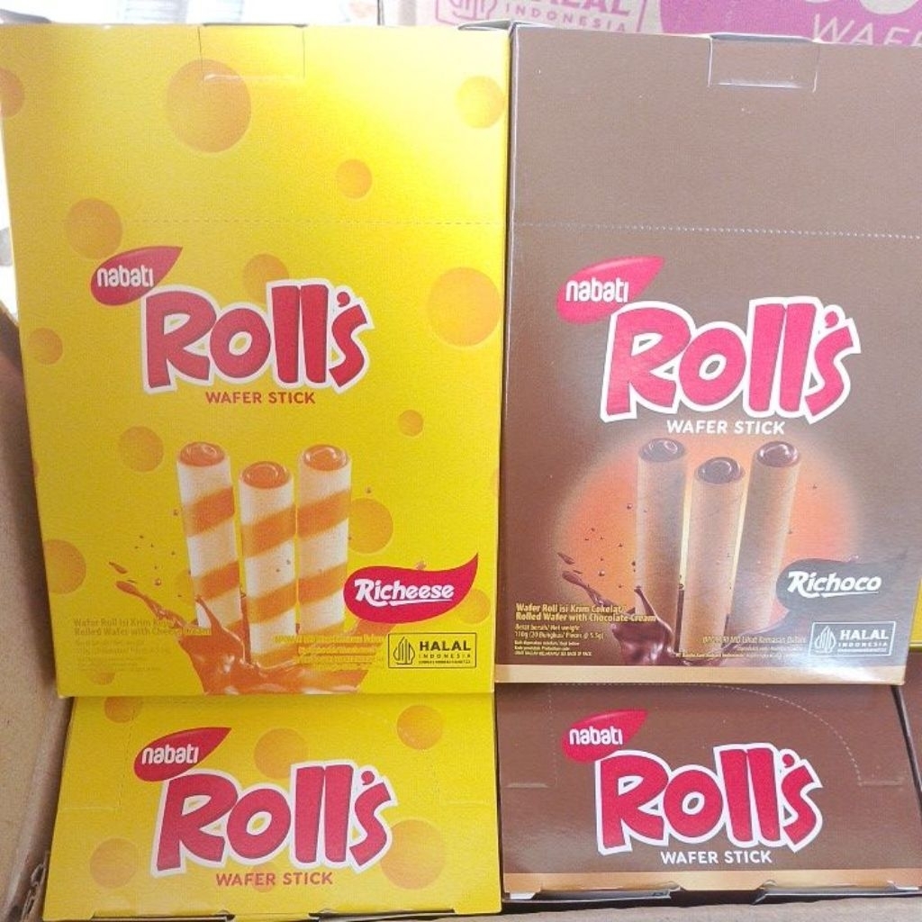 

Nabati Rolls Wafer Stick isi 20pcs