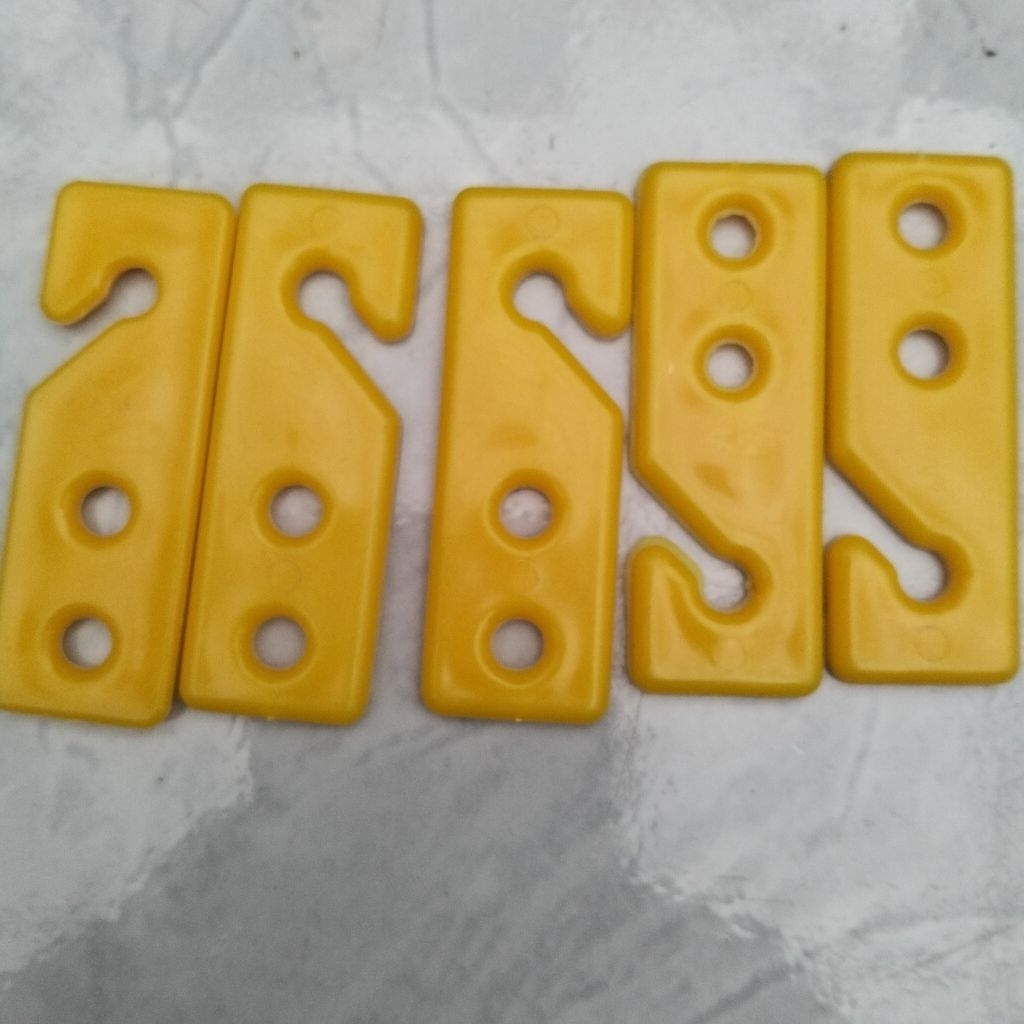 Adjuster pengikat tali pakan ayam 5pcs