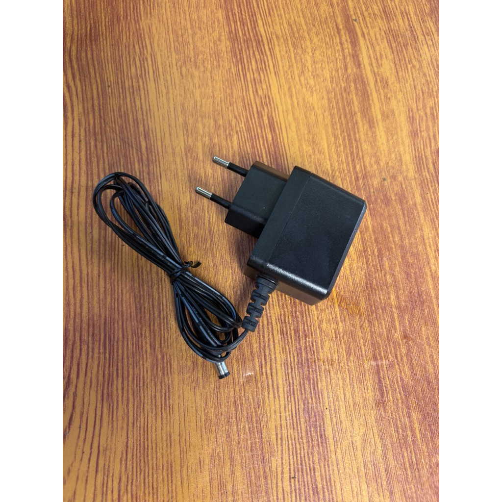 SWITCHING ADAPTER