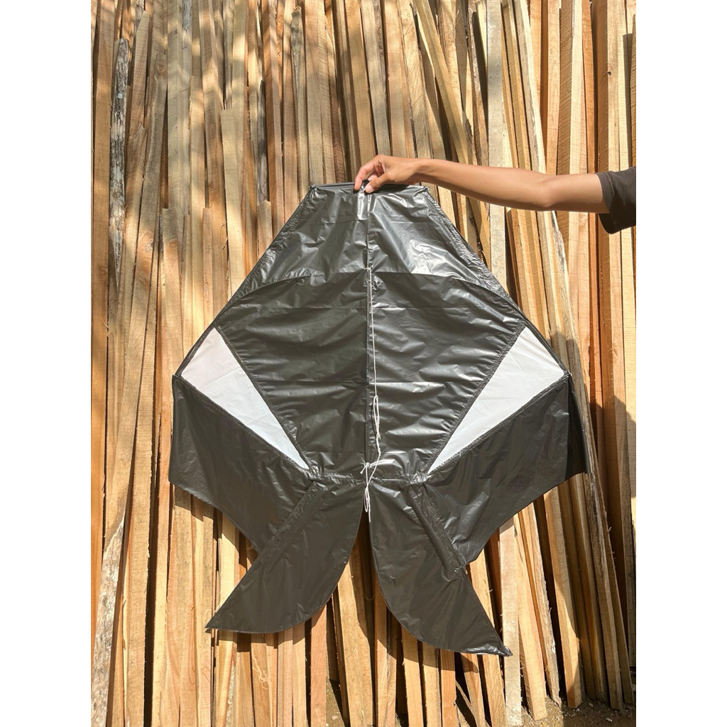 Layang Cotek Blolong Khas Bali