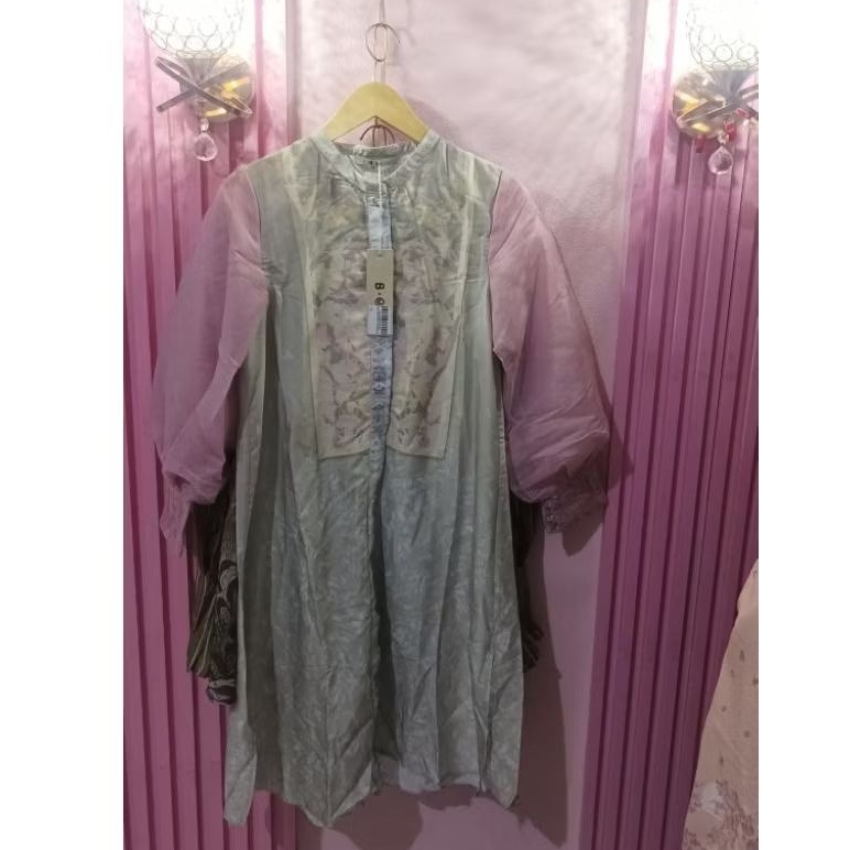 STELLA TUNIK SIZE S BY BUTTONSCARVES x RIA MIRANDA ( XANADU SERIES)