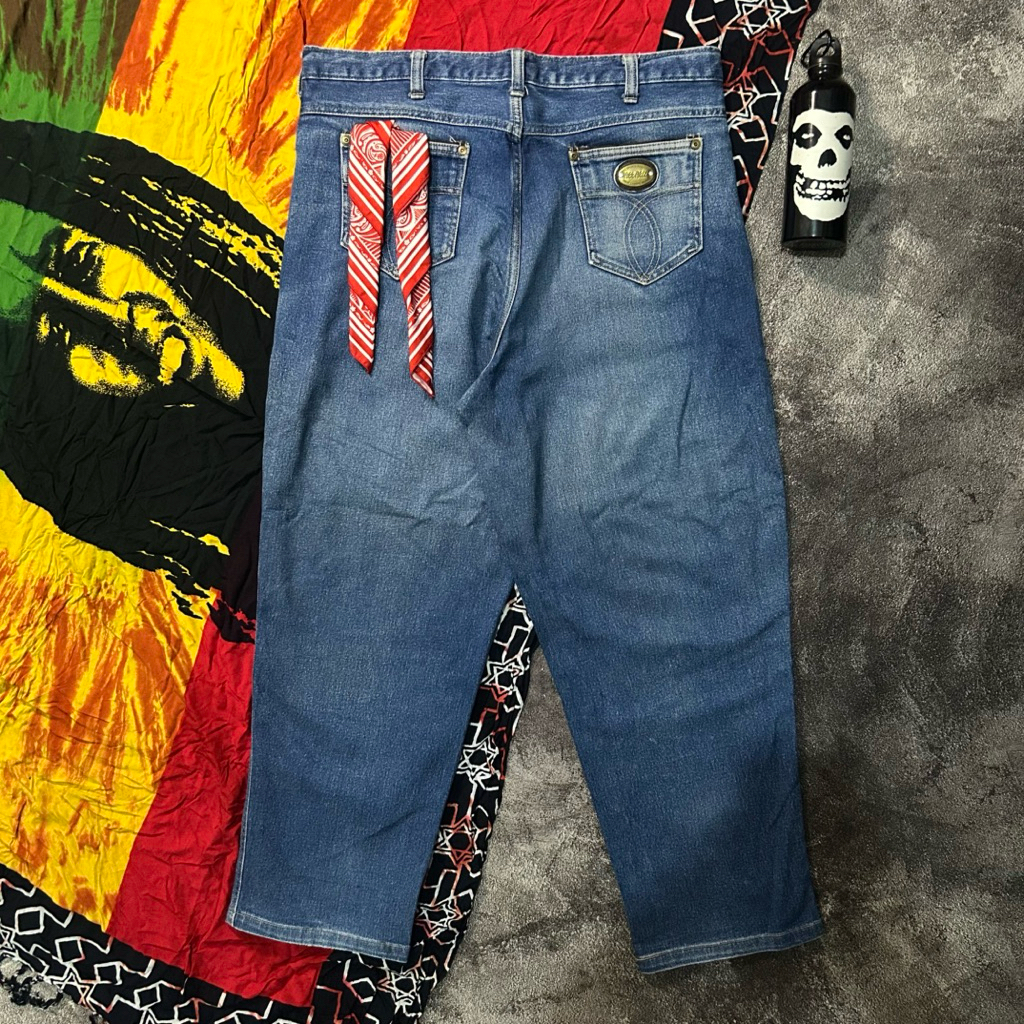 Celana Jeans Second “BeeBell Baggy Jeans”