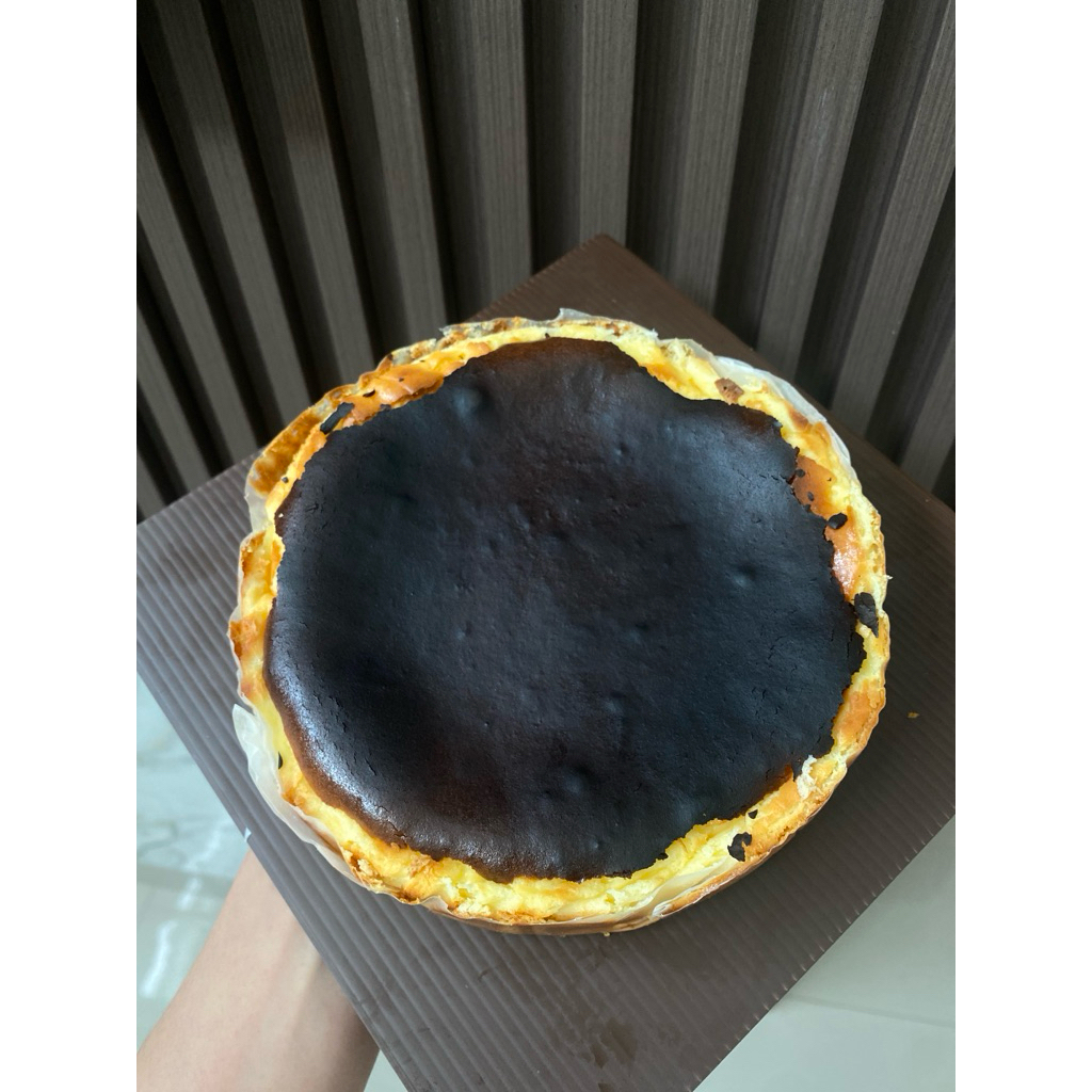 

Basque Burnt Cheesecake