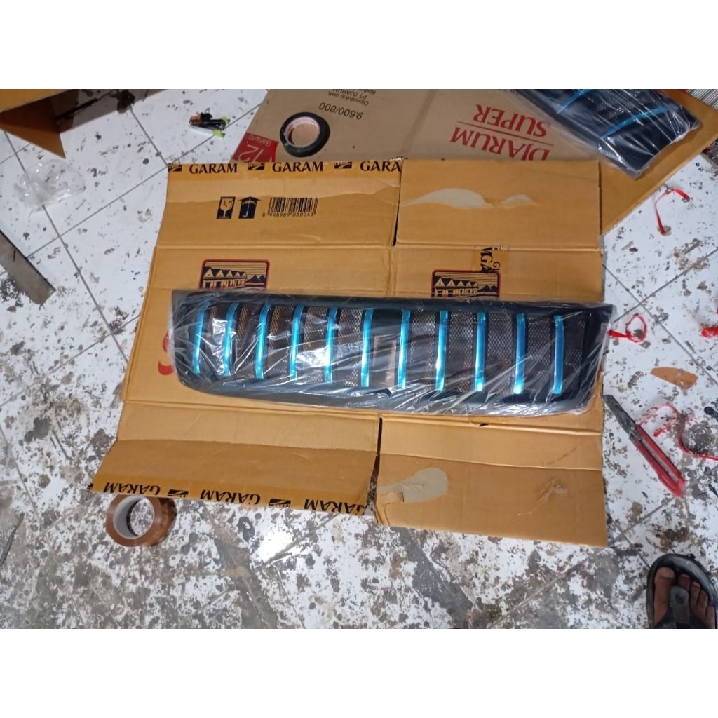 grill mobil Rush 2008 sampai 2016