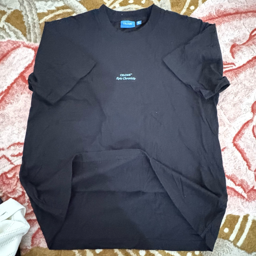 kaos lengan pendek celcius original like new