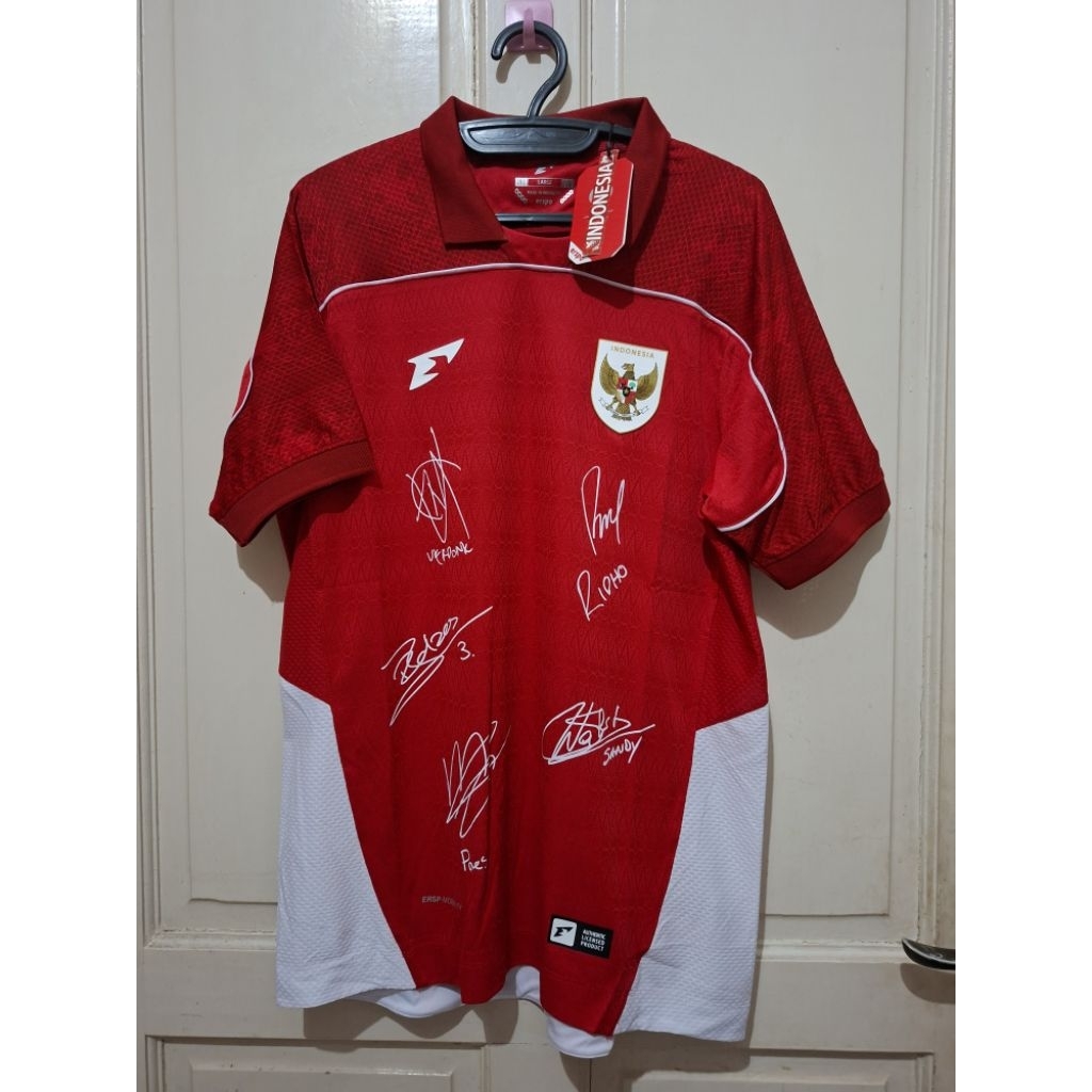 LIMITED EDITION: Jersey Berkerah Timnas Indonesia Erspo Bertanda tangan
