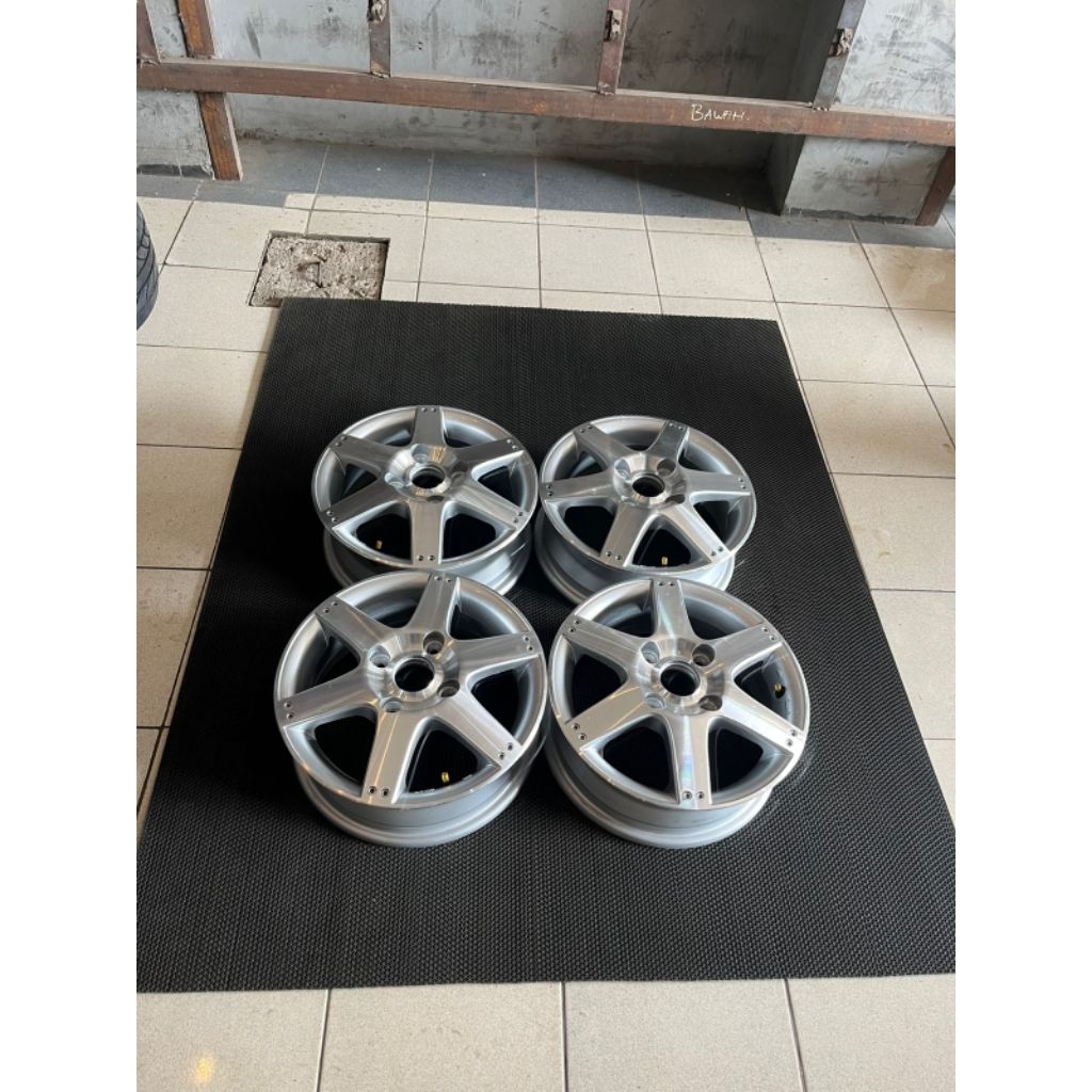 VELG SEKEN OEM XENIA R14 PCD 4x114.3
