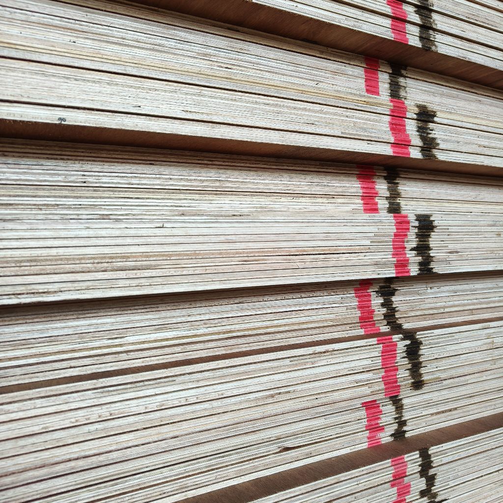 Triplek 12mm ,cor face kamper kuat