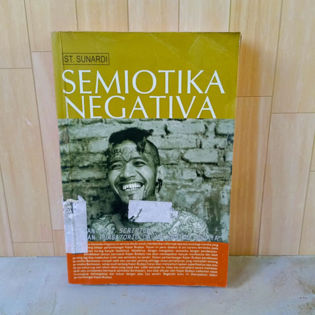 Buku semiotika negativa st sunardi