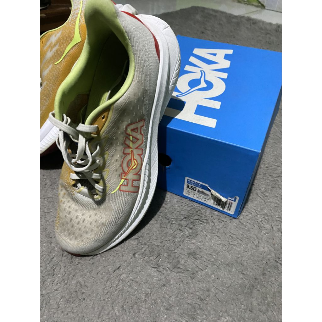 Sepatu Hoka One Carbon Hoka Clifton Carbon X Hoka Clifton Hoka