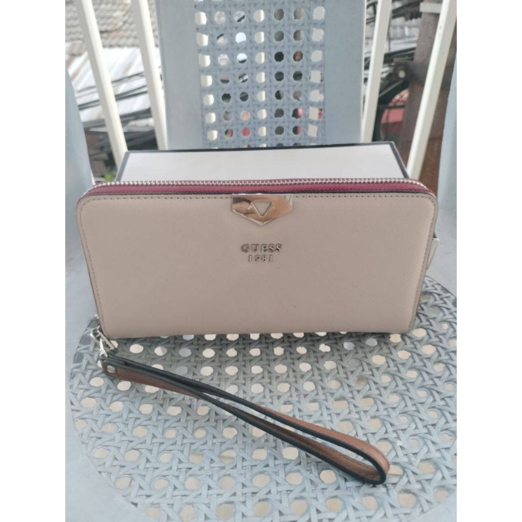 LONG WALLET GUESS PRELOVED