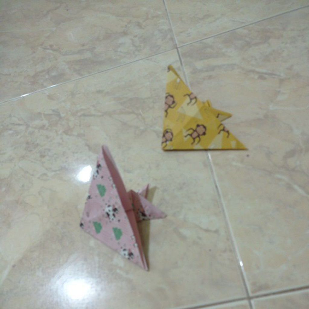 

Origami ikan buatan Mika kelas 2 SD