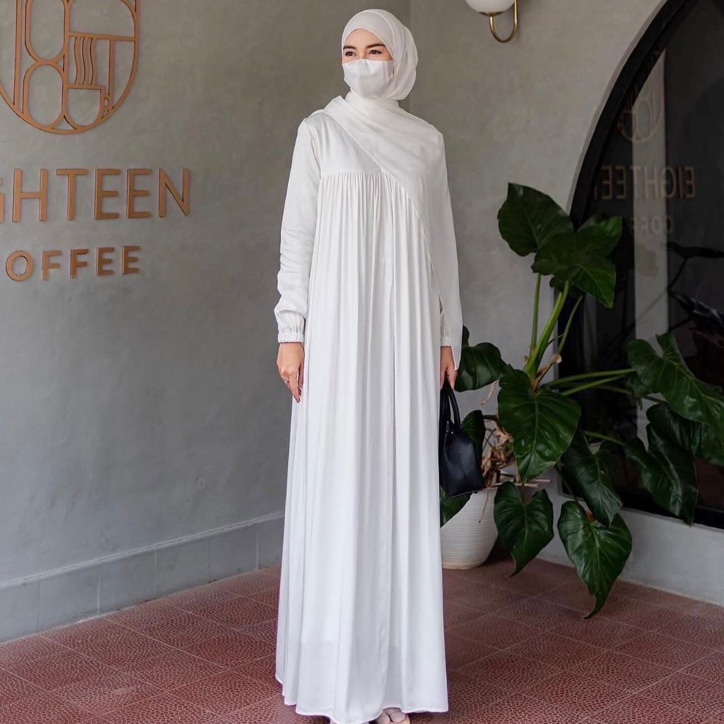 Izma Maxi Rayon Twill Busui Friendly Gamis 2025