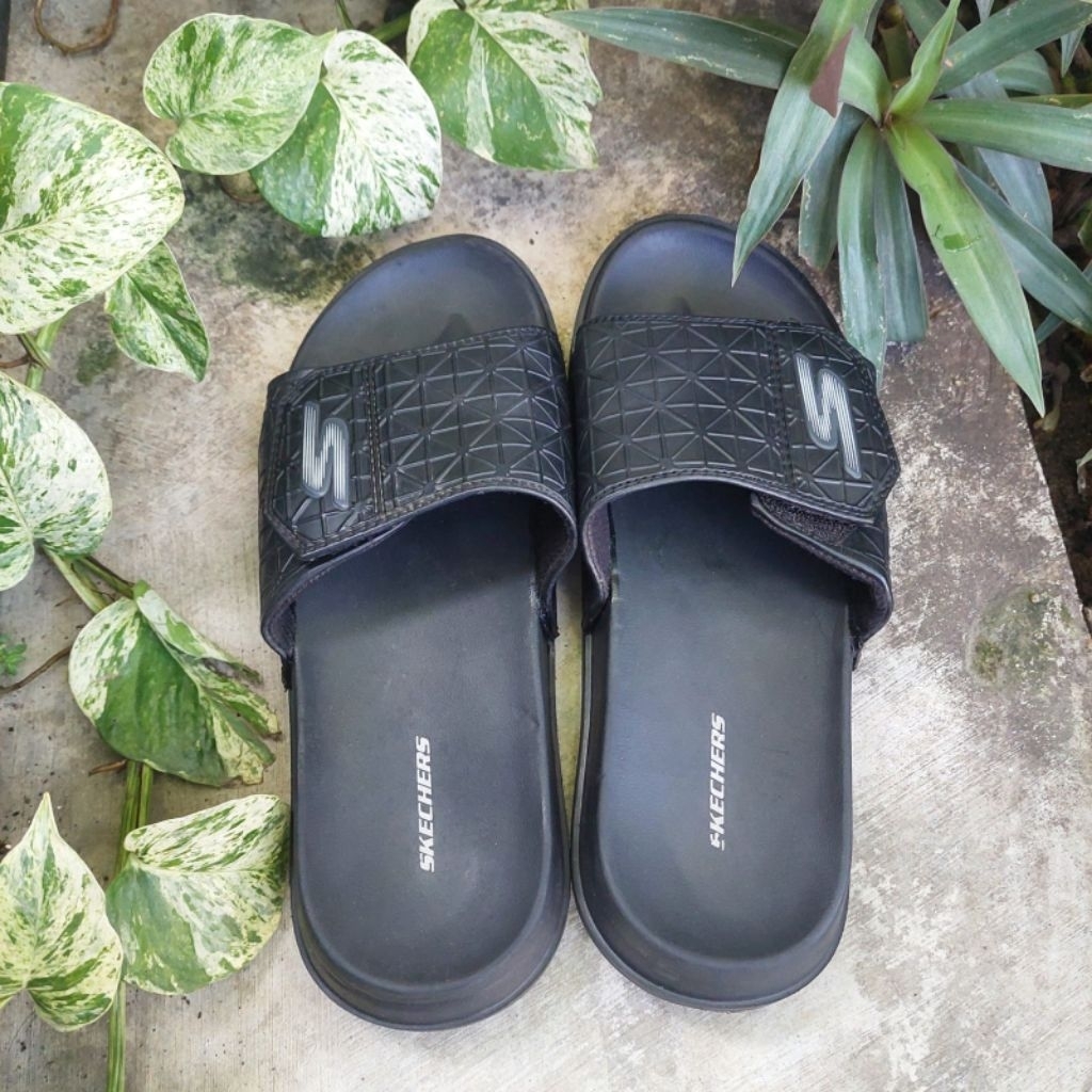 Sandal second skechers size 42(27cm)