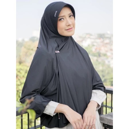 Zoya Marsha Glitering