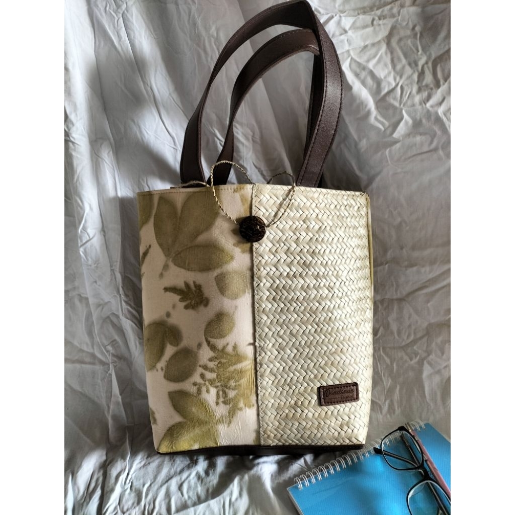 tas ecoprint kain kombinasi anyaman pandan