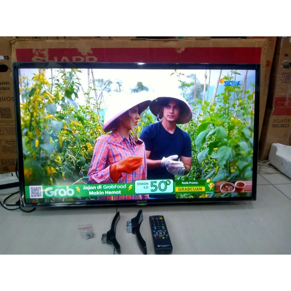 [+free packing kayu] TV LED Sharp 32 Inch HD Digital TV Kondisi bekas masih segel muwlus 95% 5064f