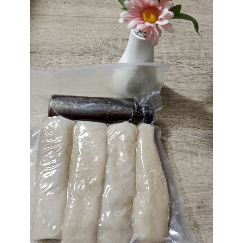 

pempek dan tekwan ikan gabus vacum kemasan luar kota