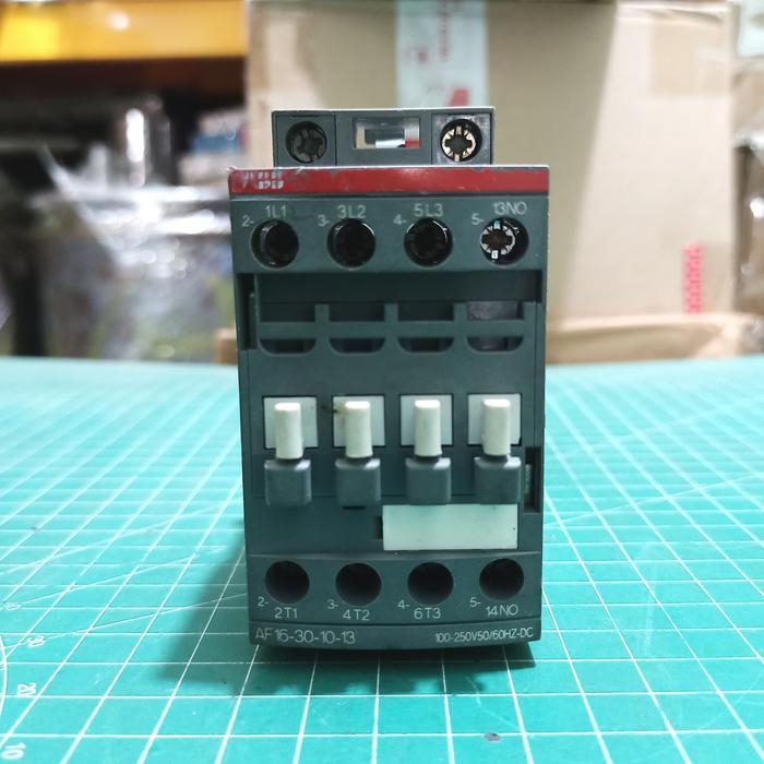 Contactor / Kontaktor ABB AF16-30-10-13 35A 100-250V