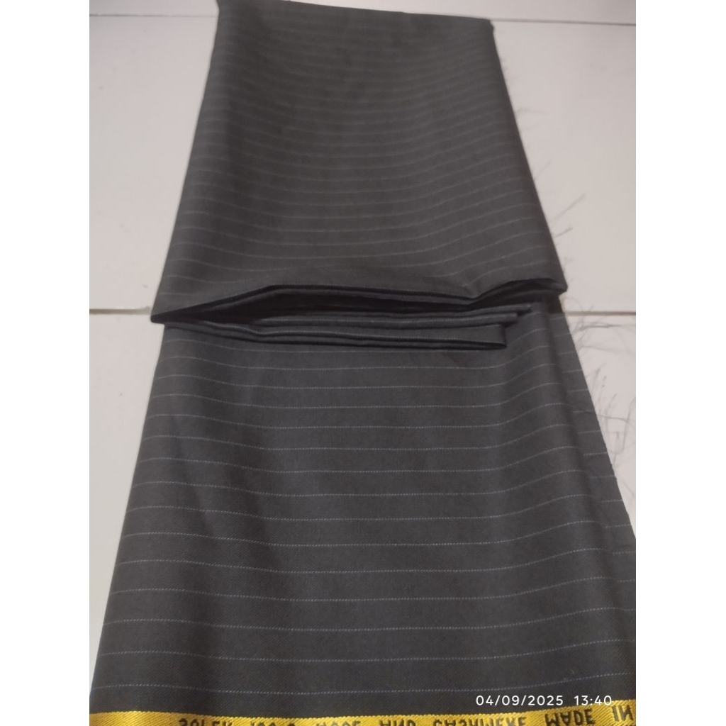 Bahan Kain Celana Wool Hitam salur Biru muda