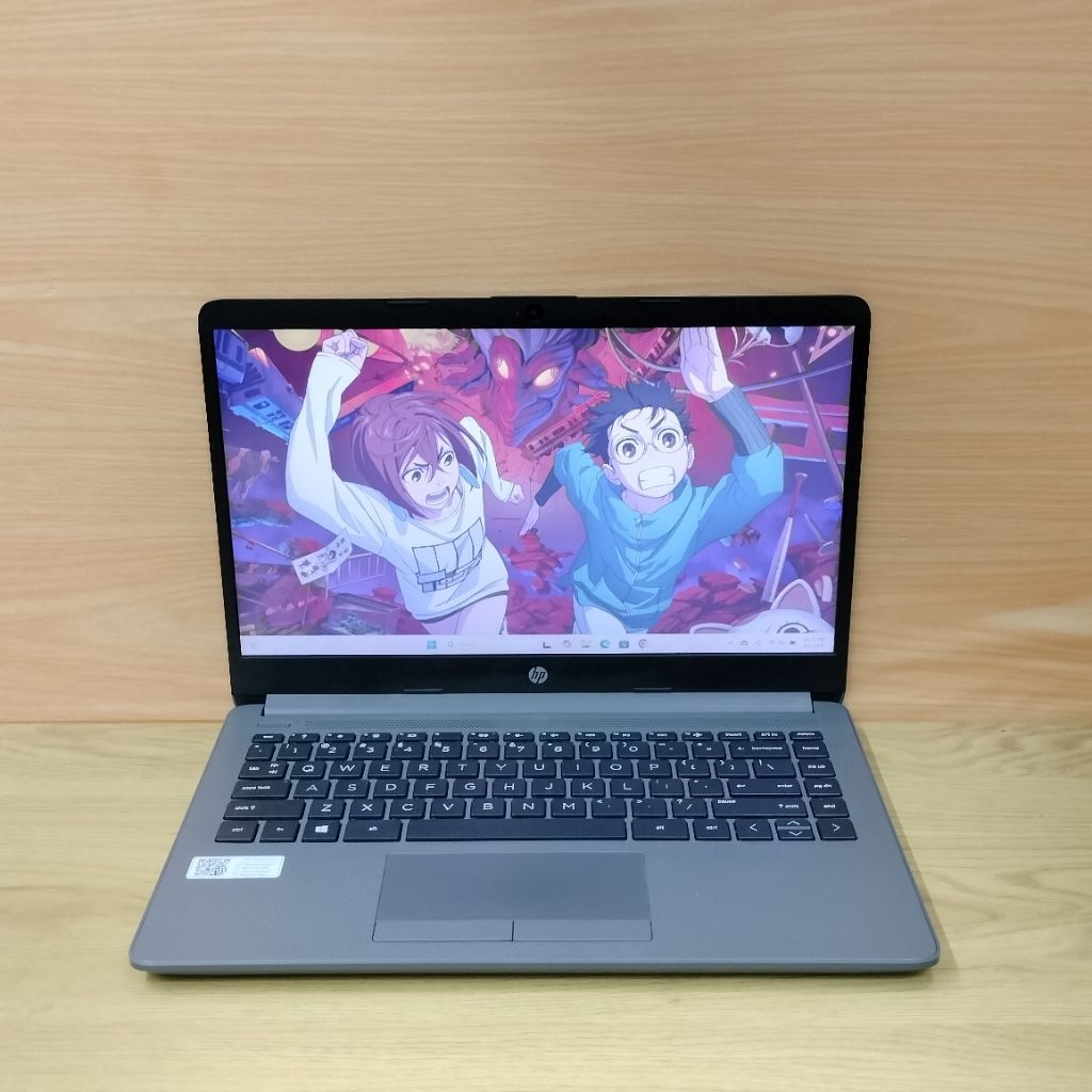 laptop hp 245 G8 amd ryzen 5-5500U radeon graphics ram 16gb/ssd 512gb fhd ips 14 inch