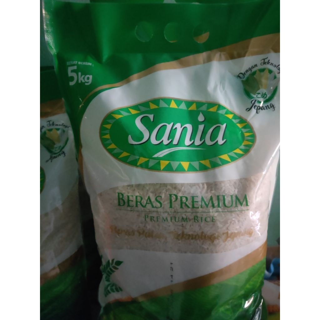 

Beras Sania Premium Rice Beras Pulen, Teknologi Jepang 5 Kg