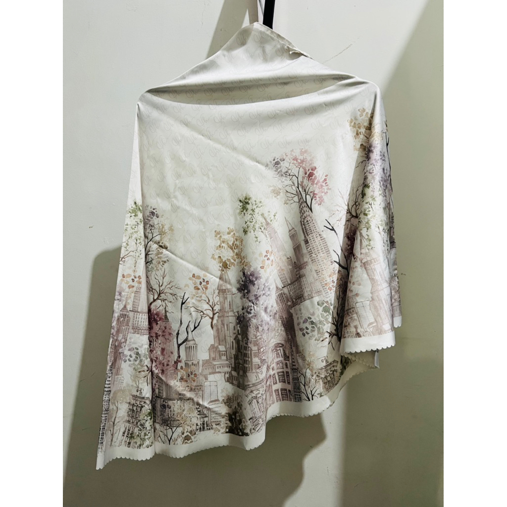 Preloved Bergo Signature Vanilla Hijab