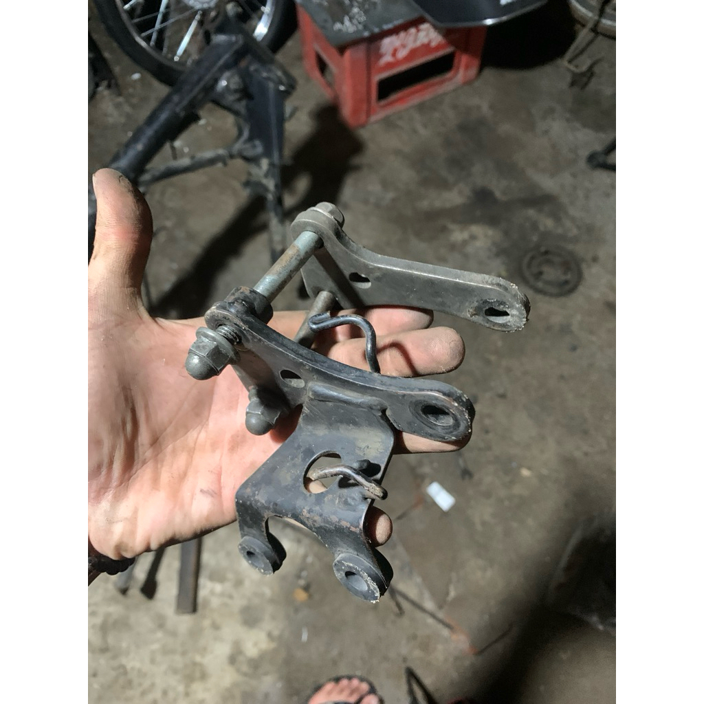 pankon mesin atas tiger revo original