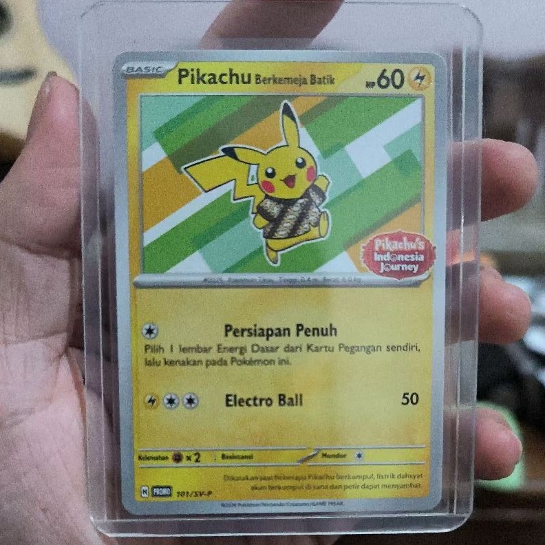 Pikachu Berkemeja Batik Hijau/Pokemon Card Collection/TCG Pikachu Berkemeja Batik