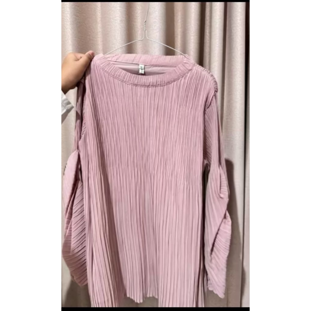 Pleats Blouse Vanilla Hijab -Blush