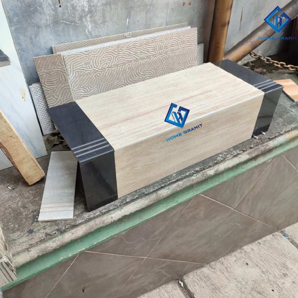 Granite tangga 30x60 20x60 Vandana beige Combinasi Hitam