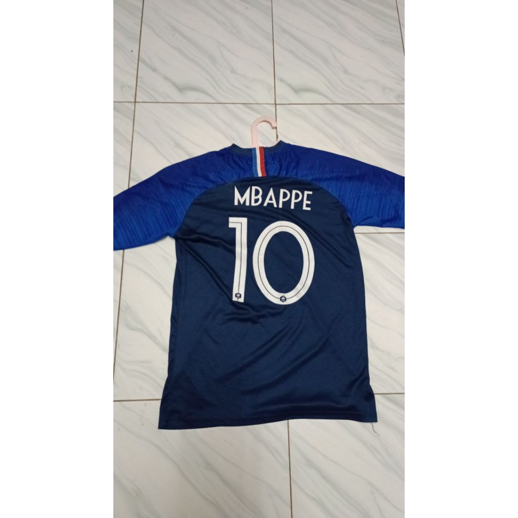 Jersey timnas Prancis Mbappe