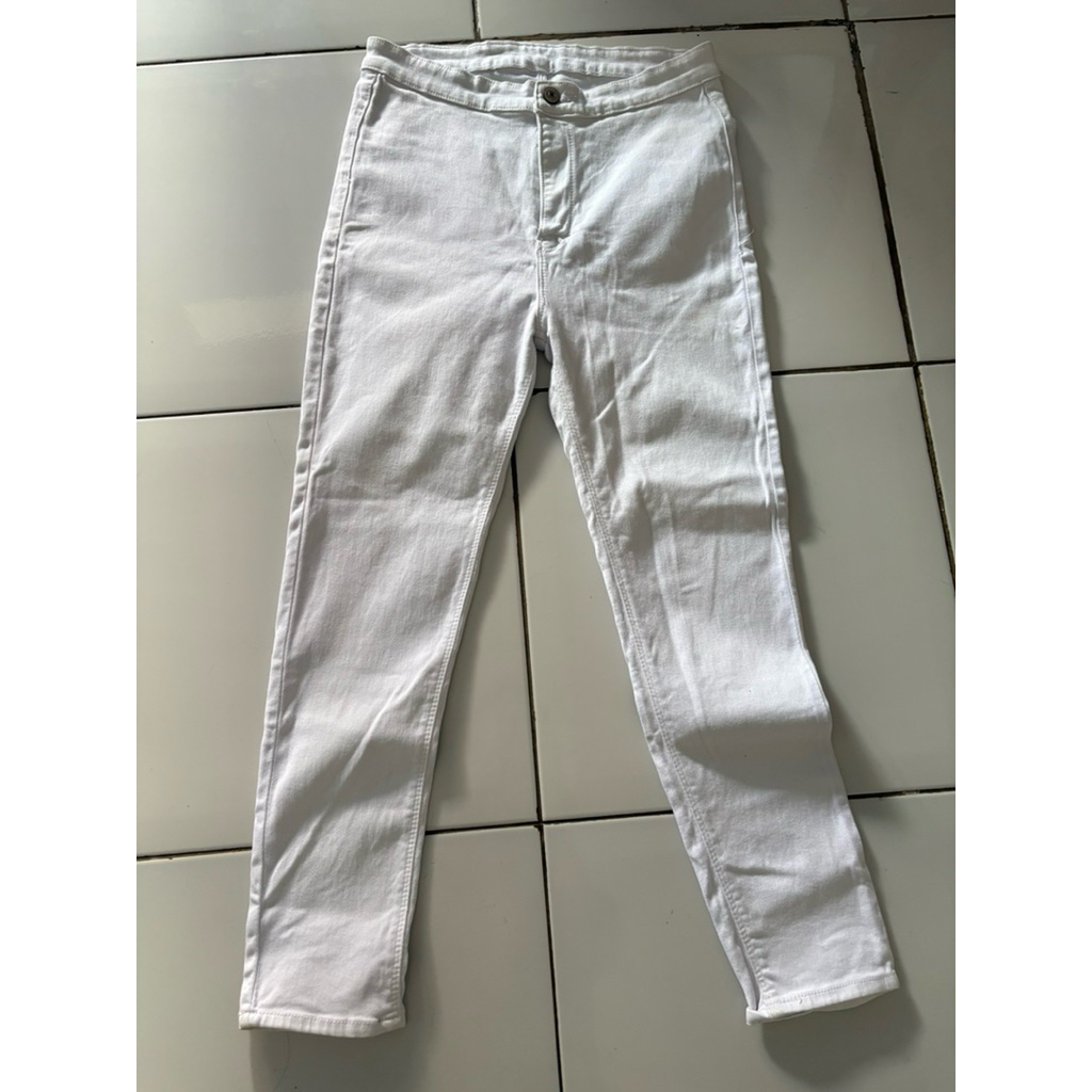 jeans wanita putih