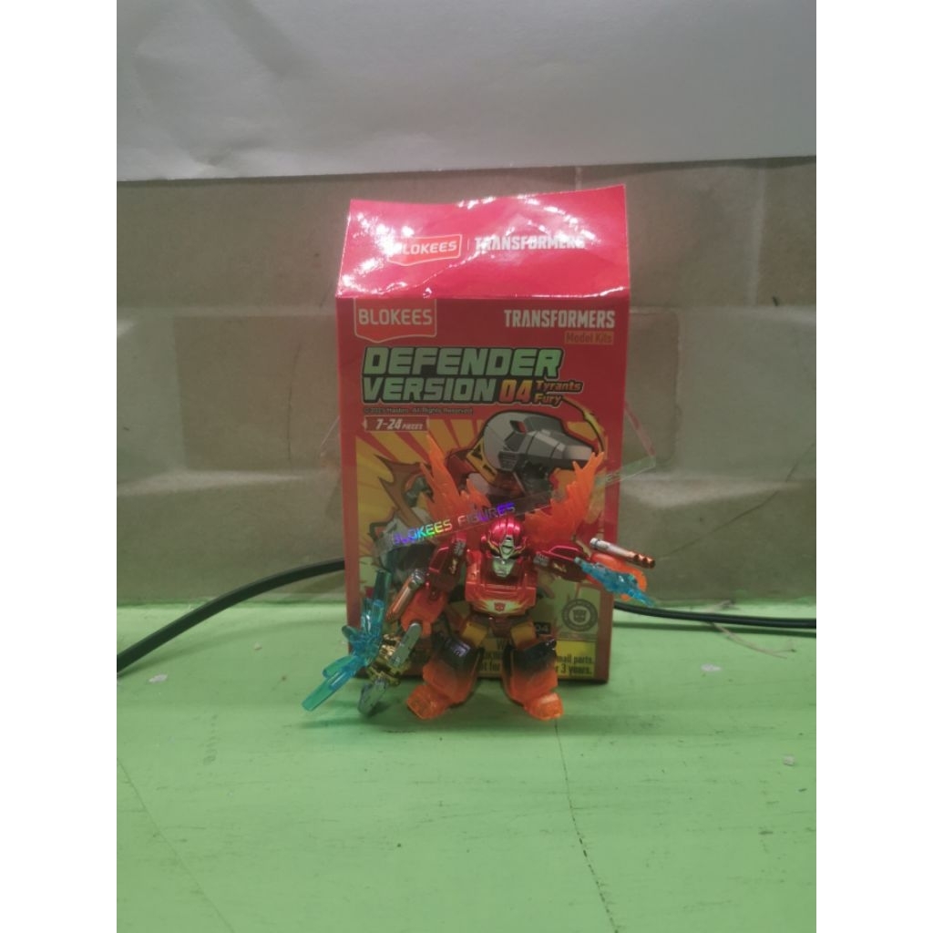BLOKEES DEFENDER VERSION SS optimus prime,rodimus prime special armor type, bumblebee
