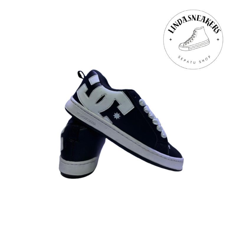 SEPATU DC COURT GRAFIK BLACK WHITE PRIA DAN WANITA