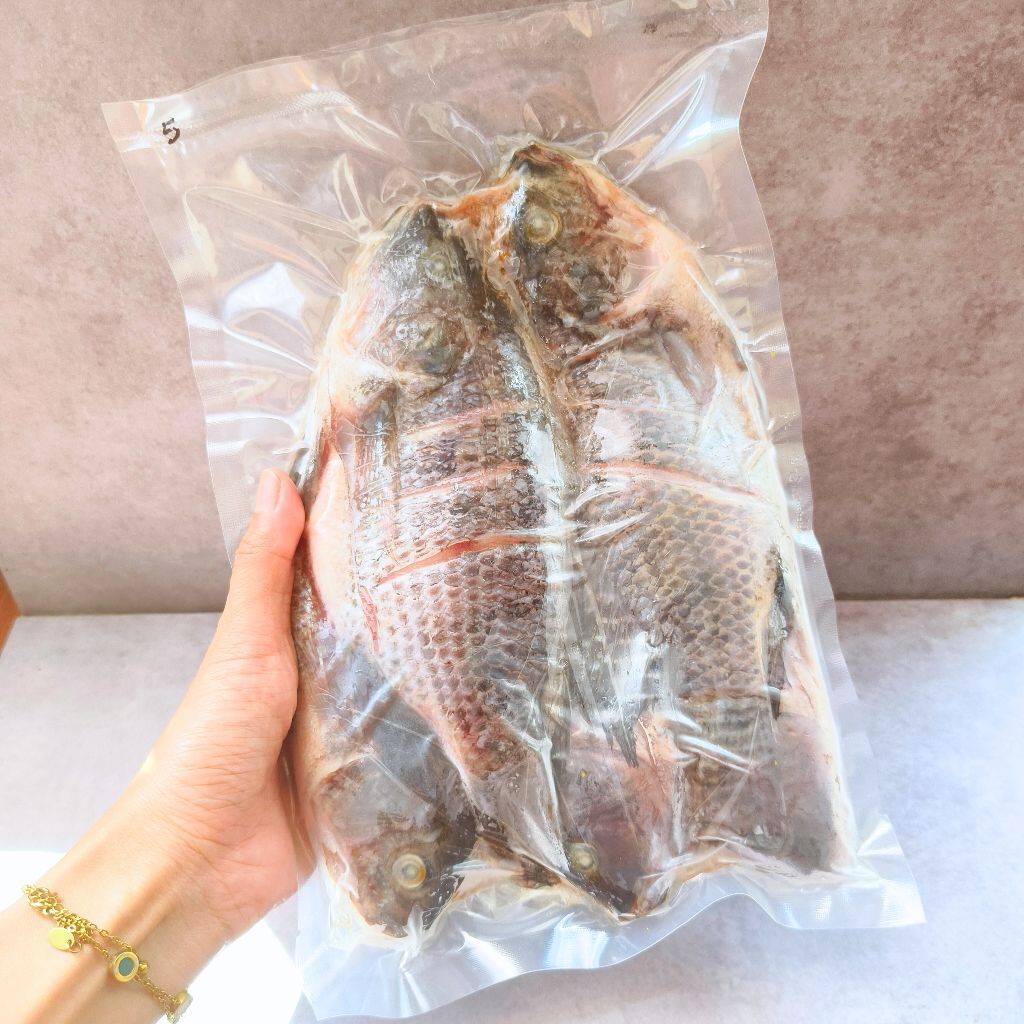 

(IKAN UTUH) Nila Organik Utuh 1kg / Isi 5