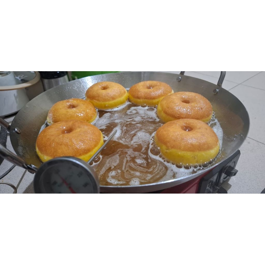 

Donat Labu Enak tanpa Pengawet dan Gula halus Murni