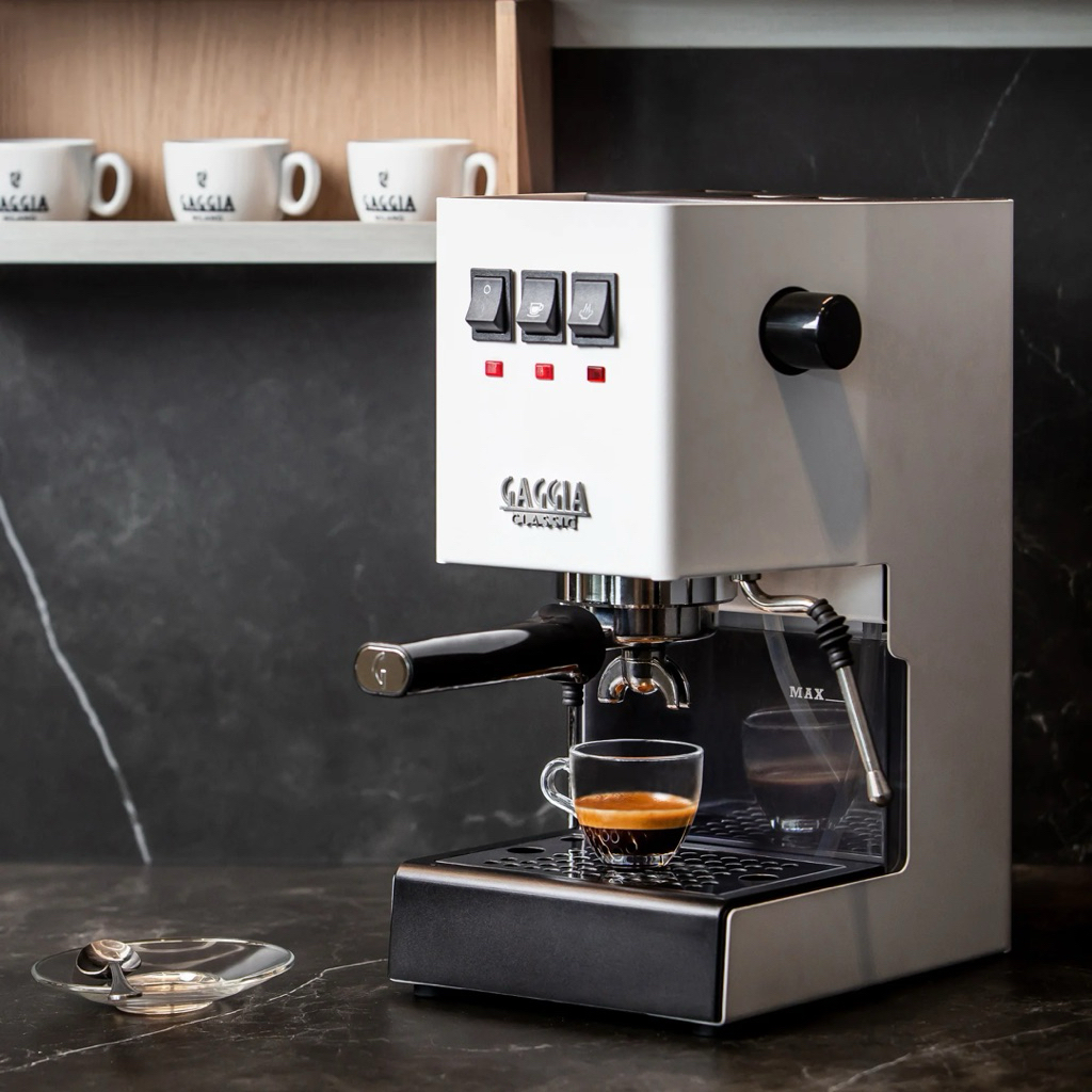 Mesin Kopi Espresso Gaggia Classic Pro E24