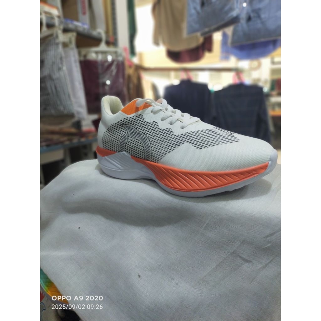 ORTUS SOLAR SEPATU RUNNING SEPATU LARI OLAH RAGA OUTDOOR ANTI SLIP HIGH QUALITY