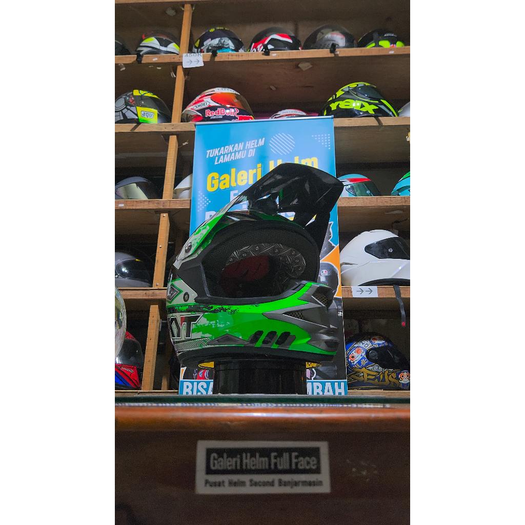 KYT CROSS OVER HIJAU GLOSSY