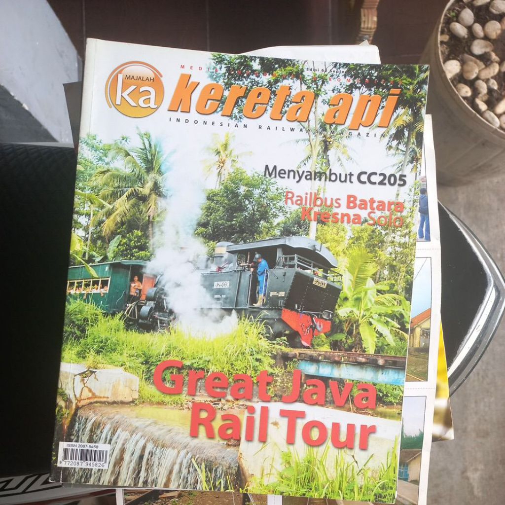 Majalah Kereta Api Edisi 62 Tahun 2011