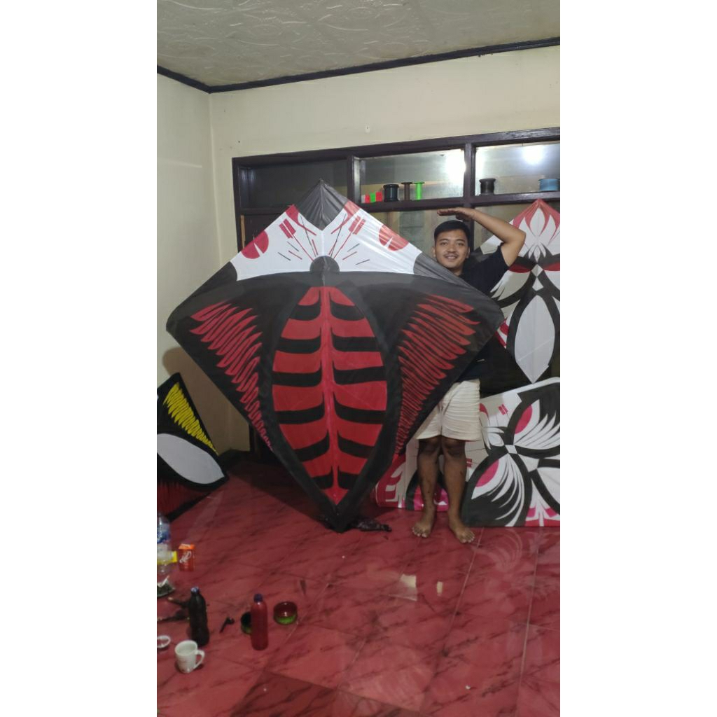 Layangan BOMBER Uk 185cm Asli Garut