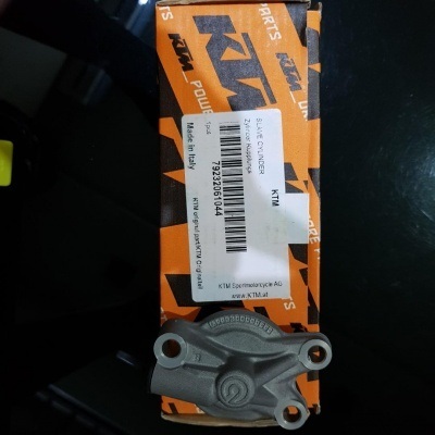 KTM Husqvarna Output cylinder CPL Kode Produk: 79232061044