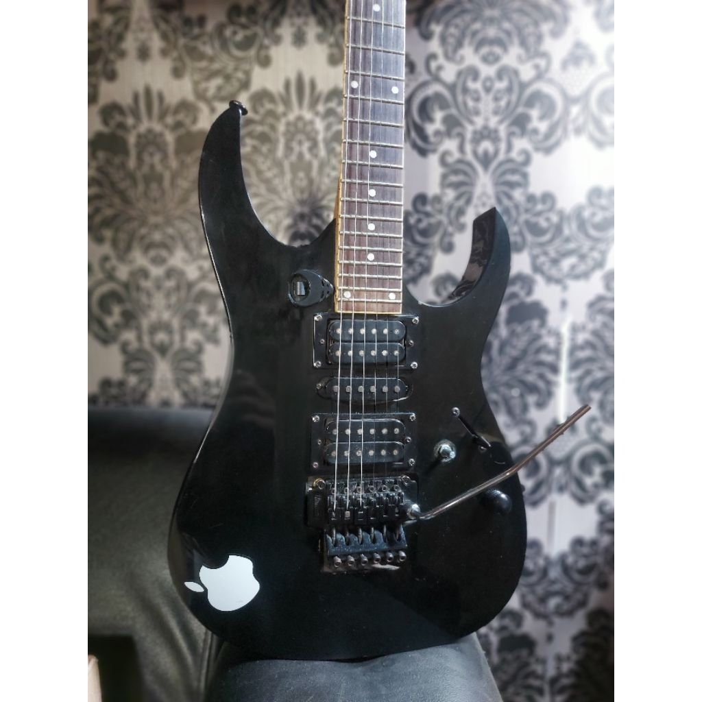 ibanezGioGRG270BK