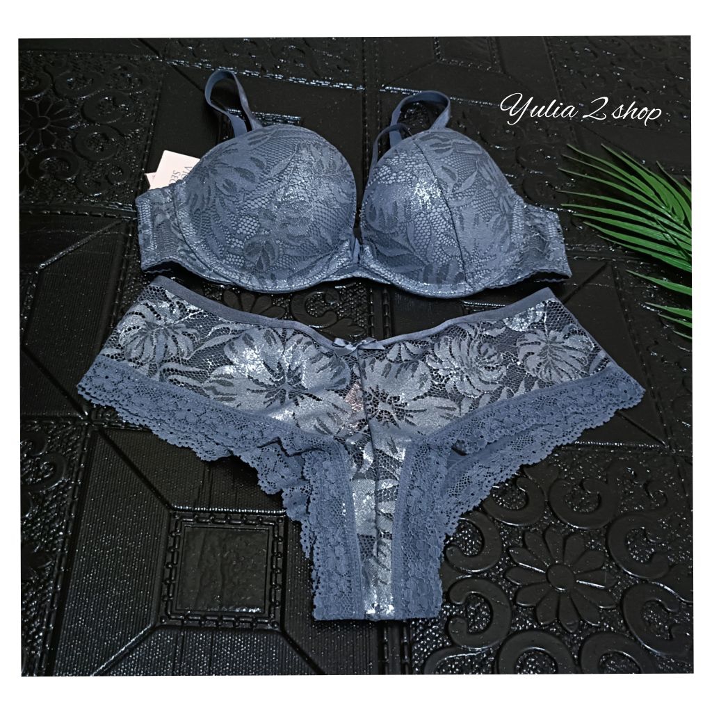 SALE  NEW VICTORIA'S SECRET BRA SET VICTORIA SECRET VS  LINGERIE